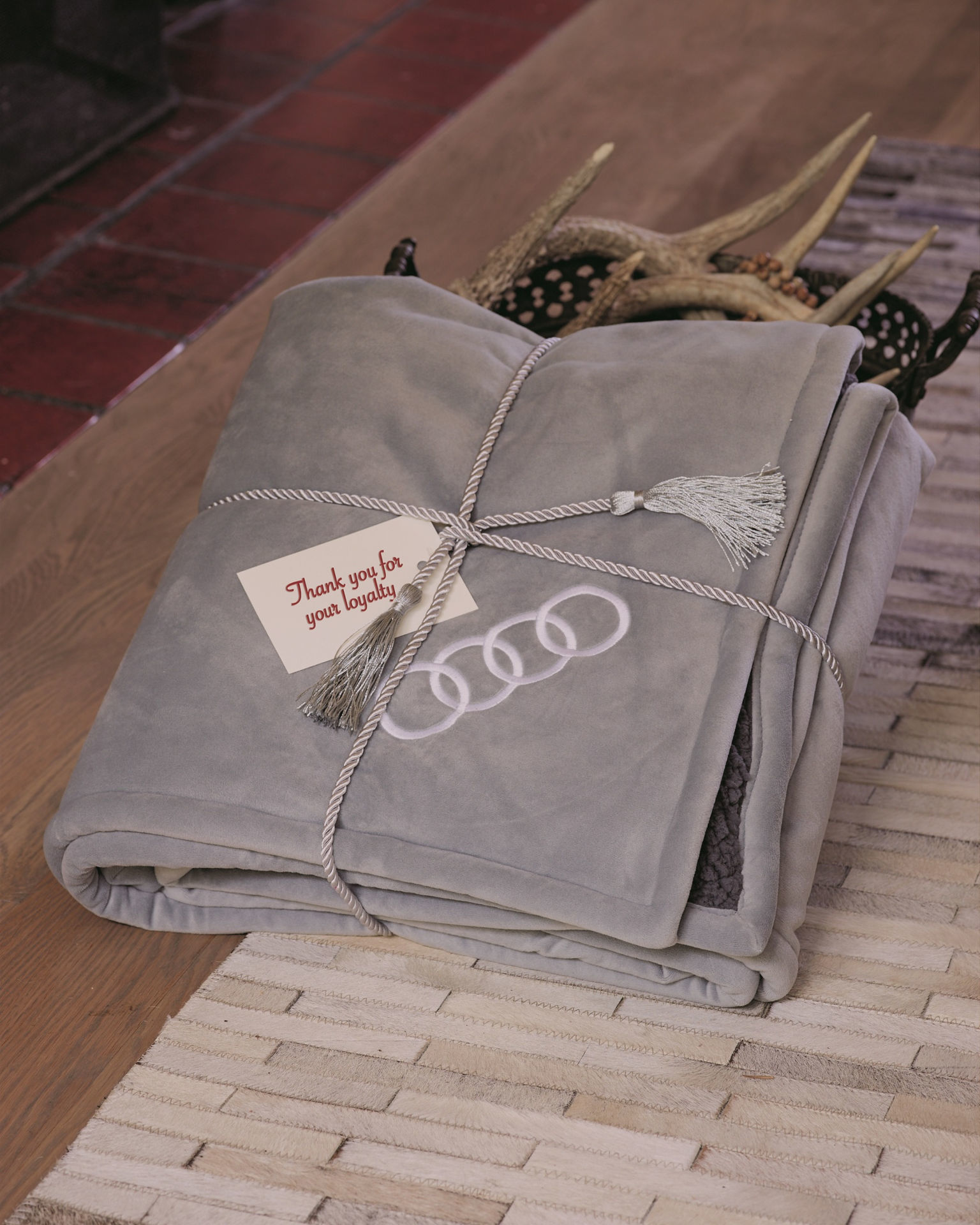 Towel Specialties. Newcastle Sherpa Blanket™